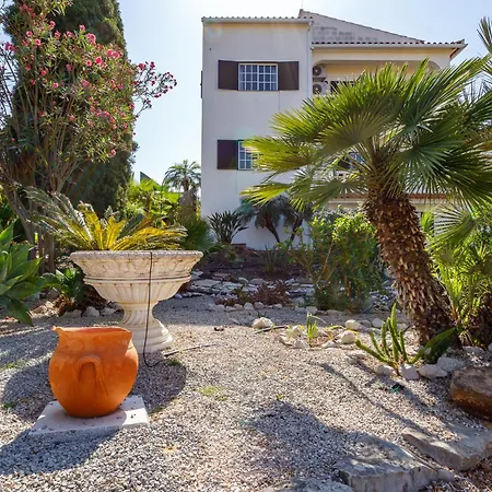 Villa Sobral 49 *